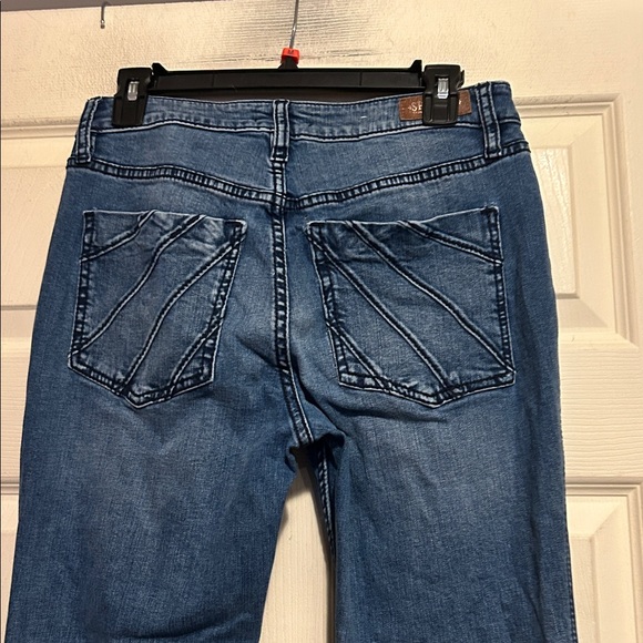 Shayanne Country Wear It Mean It Flare Jeans Size 31 - Picture 6 of 7